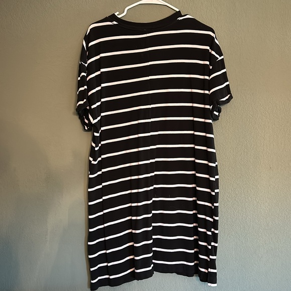 Time & tru tshirt dress - Picture 2 of 4